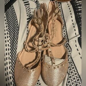 Women dress up shoes size 8